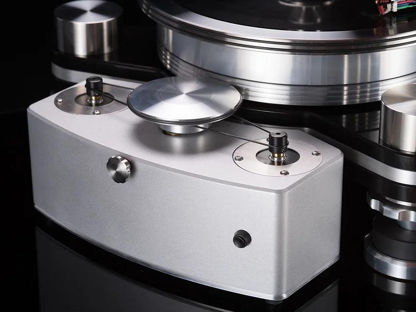 VPI Avenger Reference Turntable