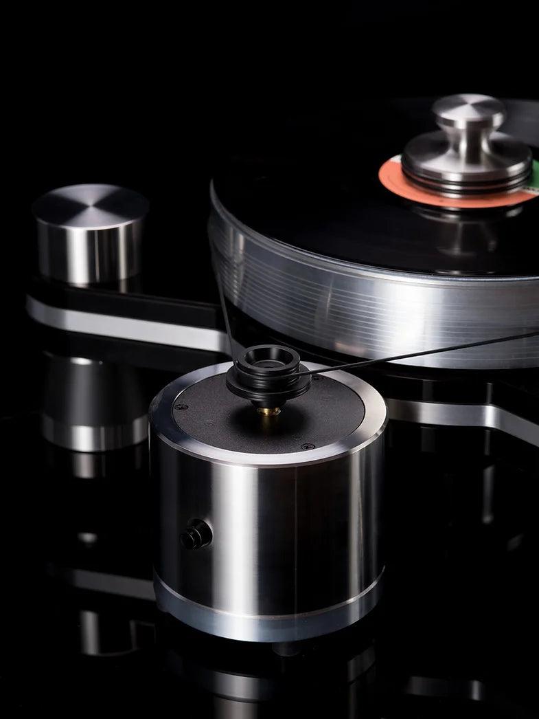 VPI Avenger Turntable