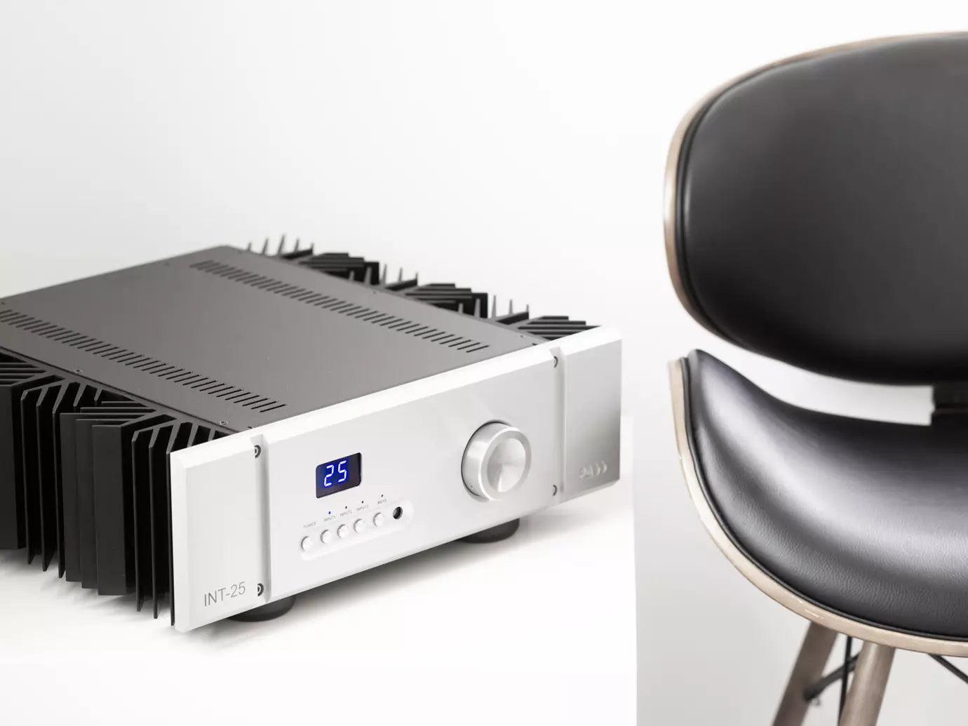 PASS Labs INT-25 Integrated Amplifier