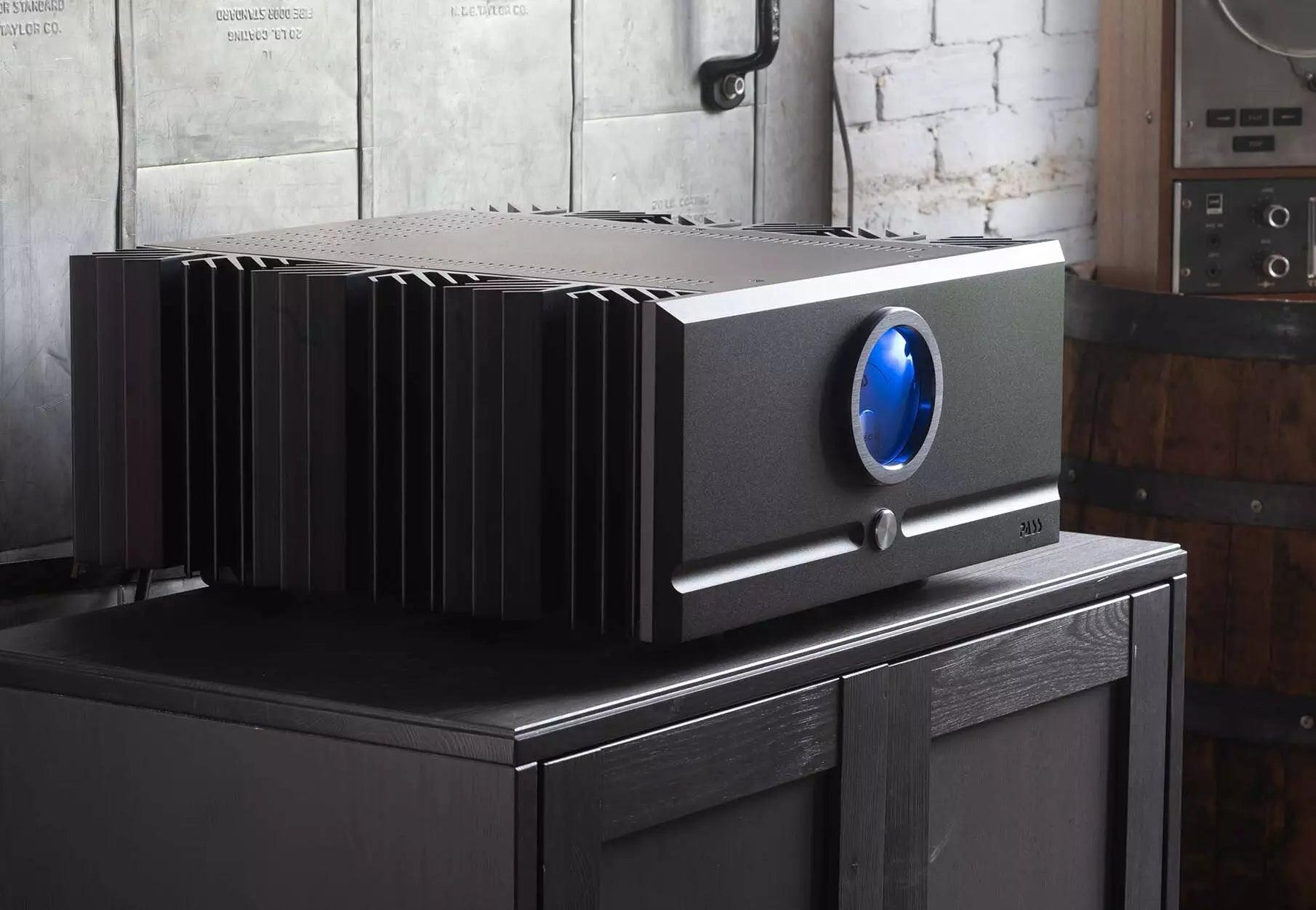 Pre-loved PASS LABS X-250.8