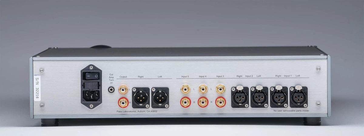 Pass Labs XP-12 Preamplifier