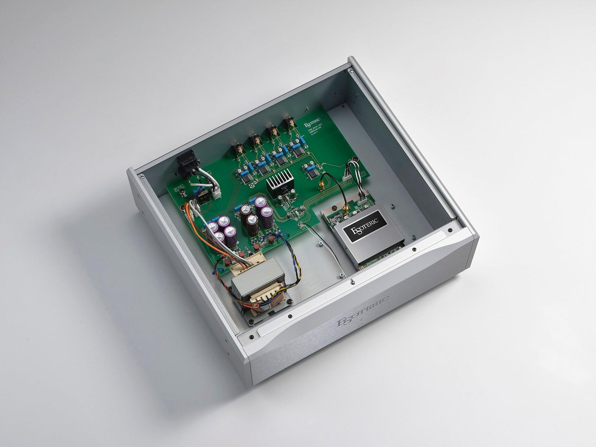 Esoteric G-05 Master Clock Generator
