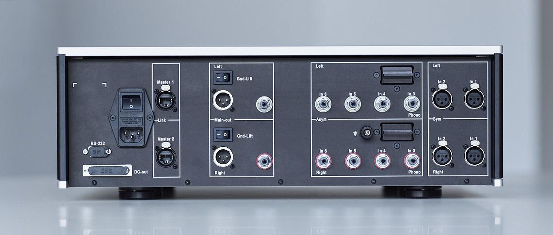 Soulution 725 Preamplifier